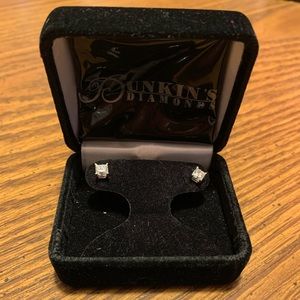 White Gold Princess Cut Diamond Earrings